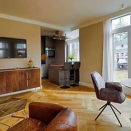 아파트호텔 Meeressterne Schlossappartements 제바트헤링스도르프