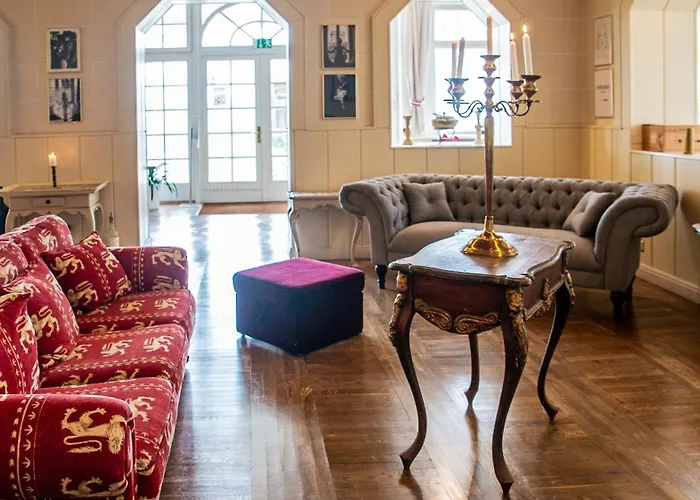 Meeressterne Schlossappartements Апарт-отель 4*